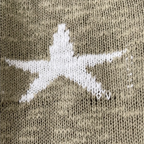 Mia & Tess Sage Green and White Star Pattern Sweater Knit Tank Top - Picture 3 of 5